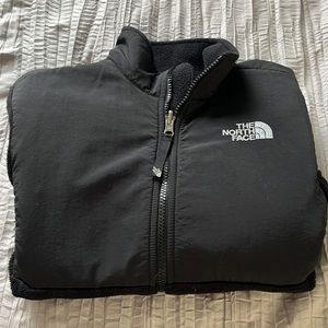 Black north face jacket